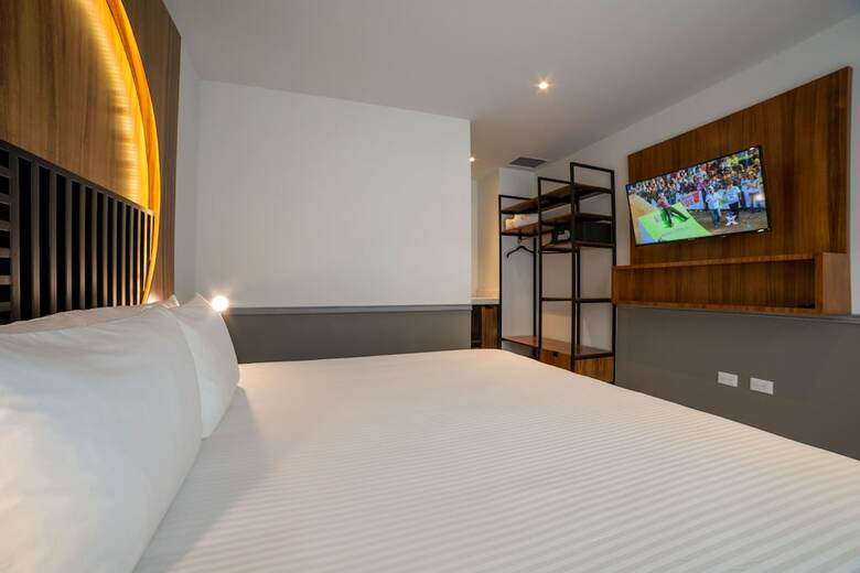 Aparthotel Singular Joy Vacation Rentals