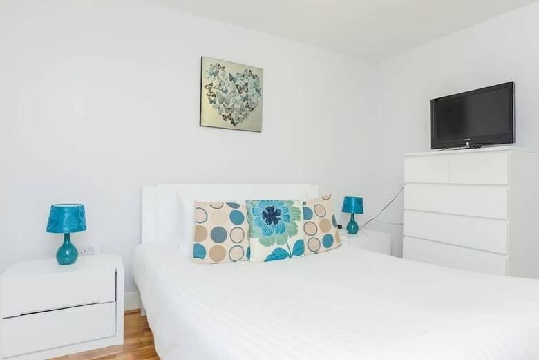 Canary Wharf Luxury Apartments