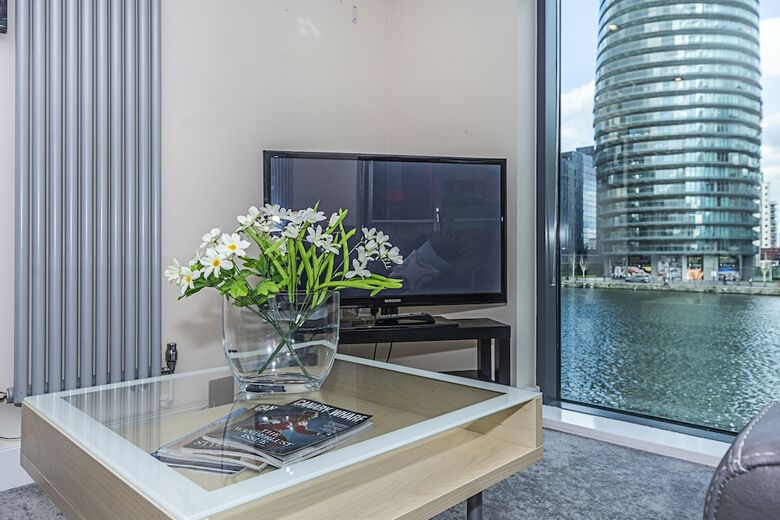 Canary Wharf Luxury Apartments