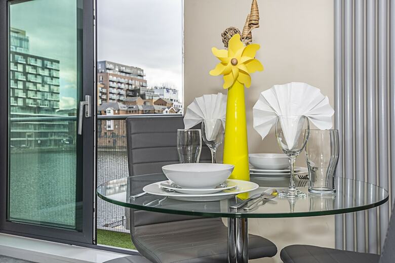 Canary Wharf Luxury Apartments