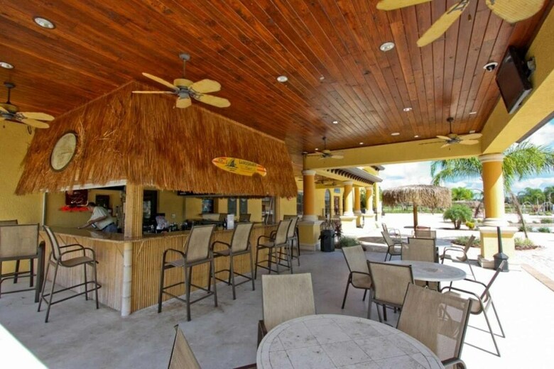 Luxury 5 Bedroom Pool Home In Paradise Palms Resort