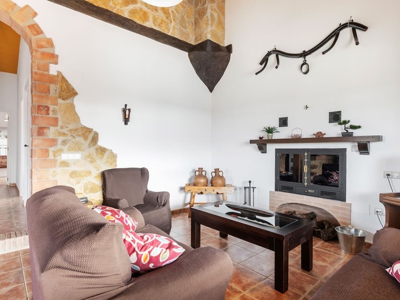 Quaint Holiday Home In Sevilla With Swimming Pool