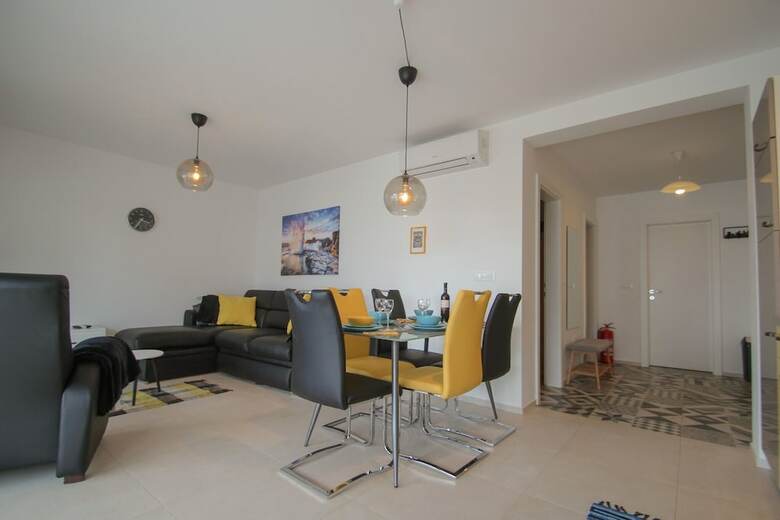 Apartamentos Katja
