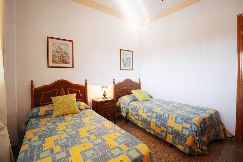 1084 Villa Manolo