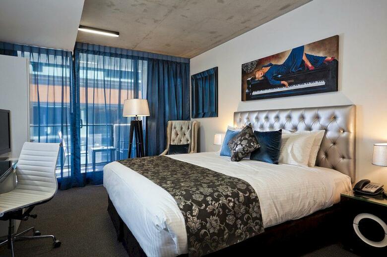 Hotel Mantra St Kilda Road