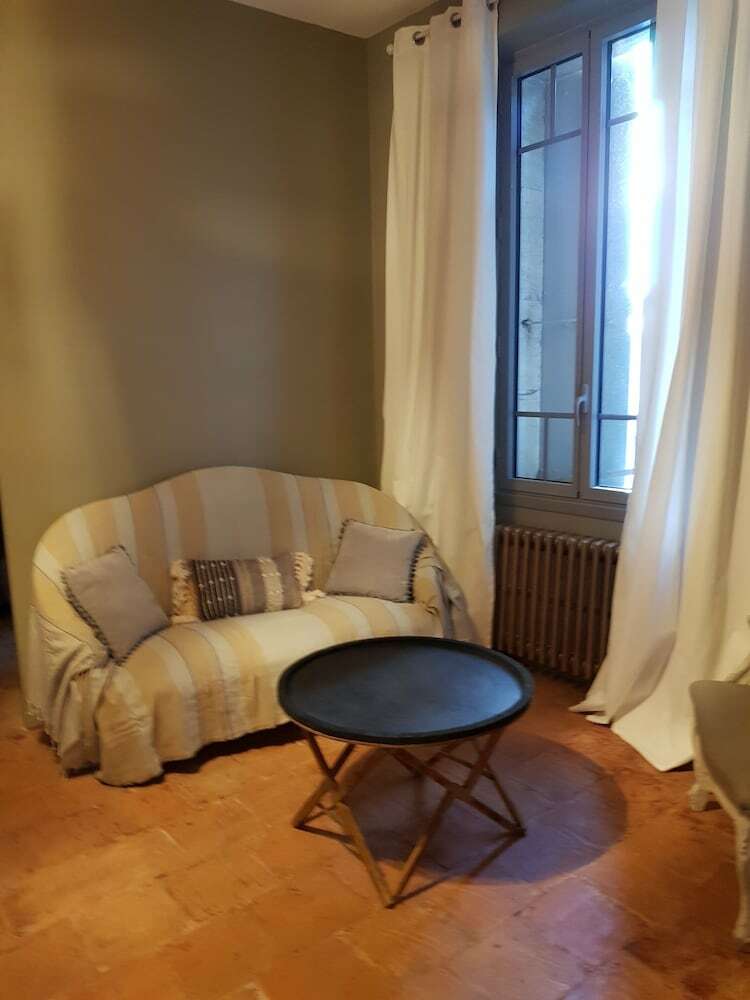 Bed & Breakfast Chambres D'hotes Au Centre de Sigean