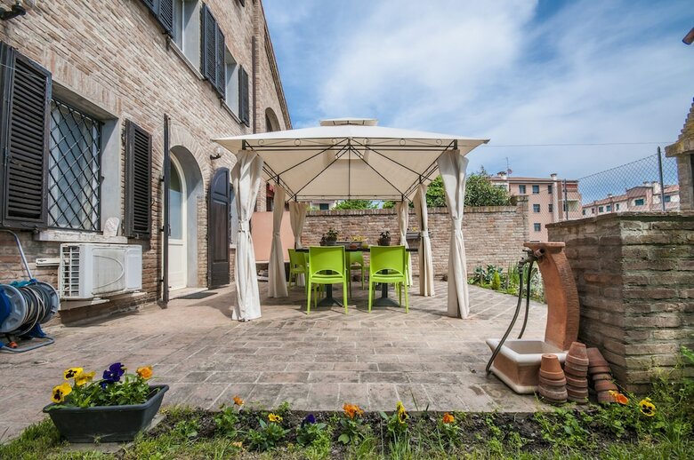 B&B Un Mondo A Colori