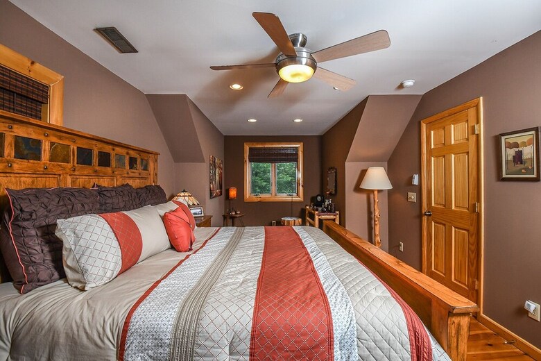 Cabernet Chalet