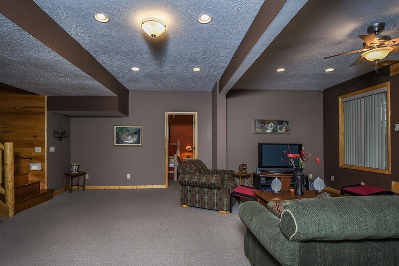Cabernet Chalet