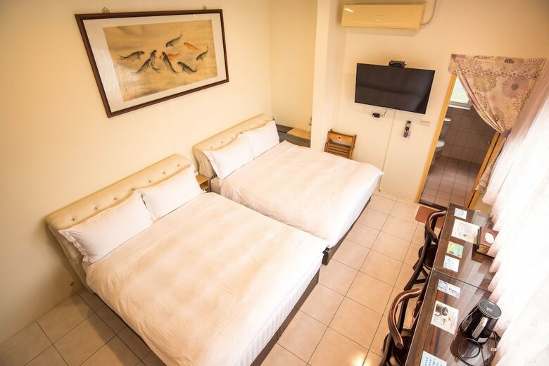 Hotel Qu Hi Home Stay