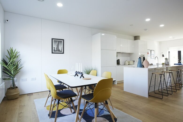 Stylish Modern Home In Manchester City Centre With Parking