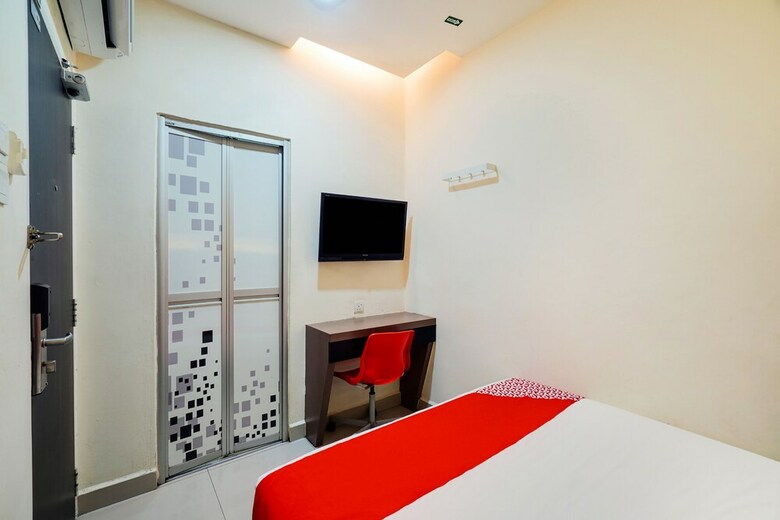Oyo 89683 Gm Holiday Hotel Permai Jaya