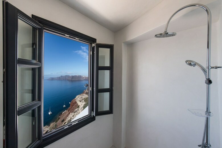Villa Georgoia House Volcano View