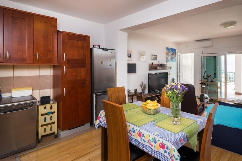 Apartment Goran
