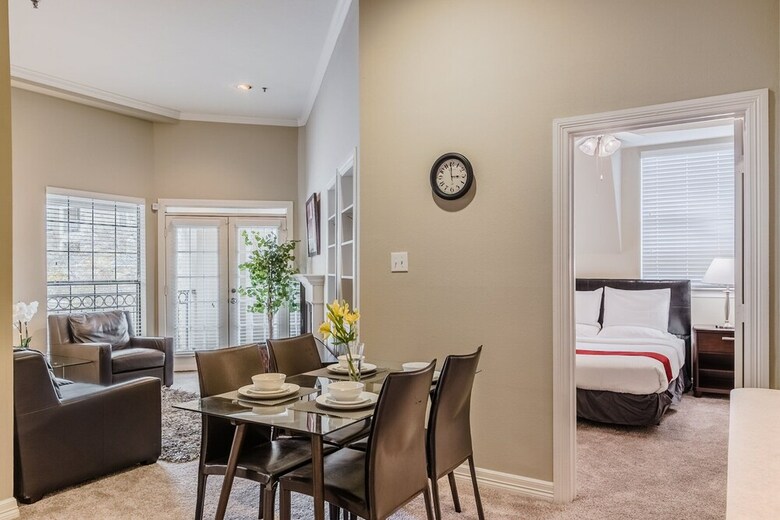 Hotel Corporate Stays - Uptown Dallas