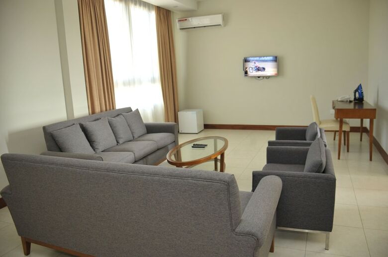 Bed & Breakfast Ngalawa Place