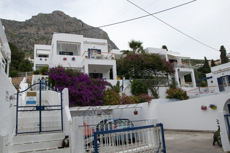 Aparthotel Tatsis Apartments