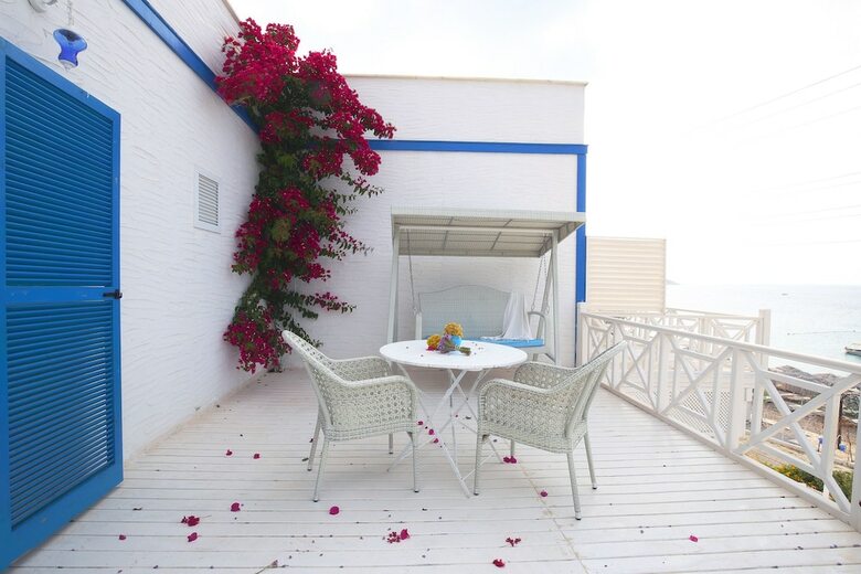 Hotel Mavi Beyaz