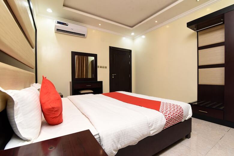 Hotel Oyo 360 Rahati Branch 1