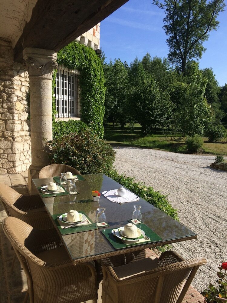 Bed & Breakfast Le Manoir de Beaumarchais