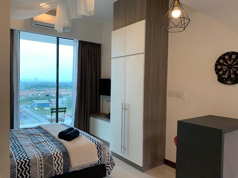 Apartamentos D'wharf Residence @ Pd Waterfront Balcony View By Airplan