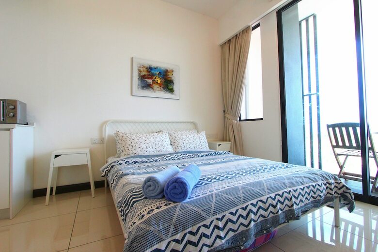 Apartamentos D'wharf Residence @ Pd Waterfront Balcony View By Airplan
