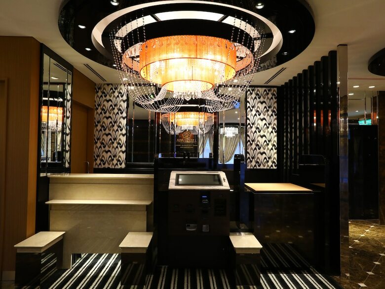 Apa Hotel < Ningyocho Ekihigashi >
