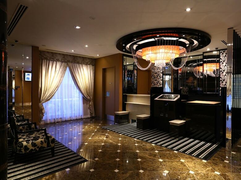 Apa Hotel < Ningyocho Ekihigashi >