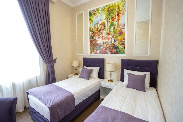 La Casa Nizami Hotel