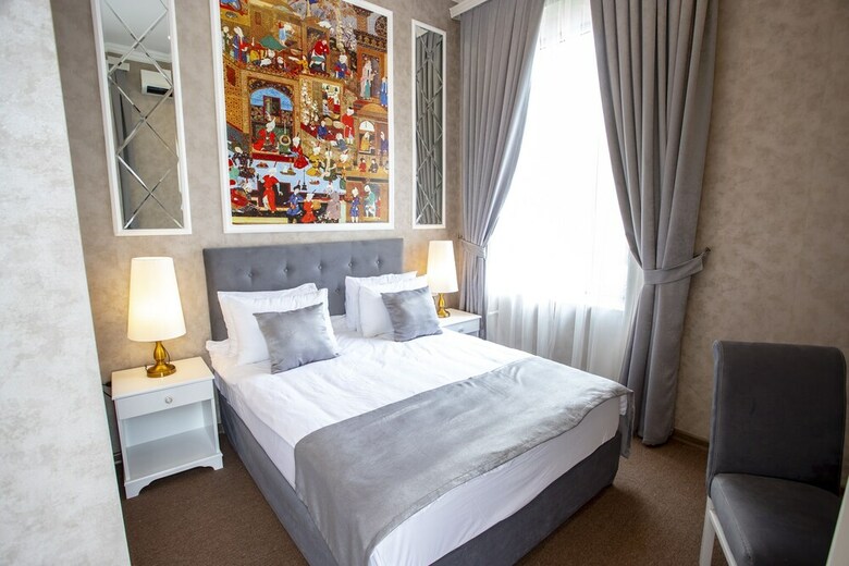 La Casa Nizami Hotel