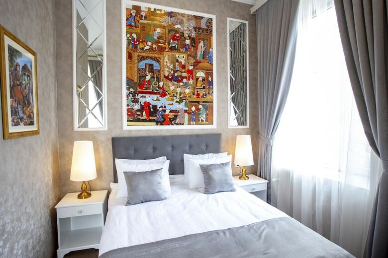 La Casa Nizami Hotel