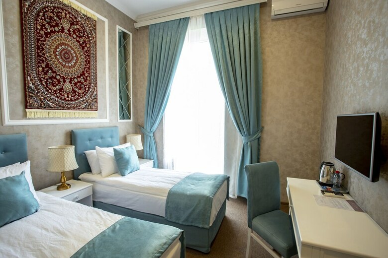 La Casa Nizami Hotel
