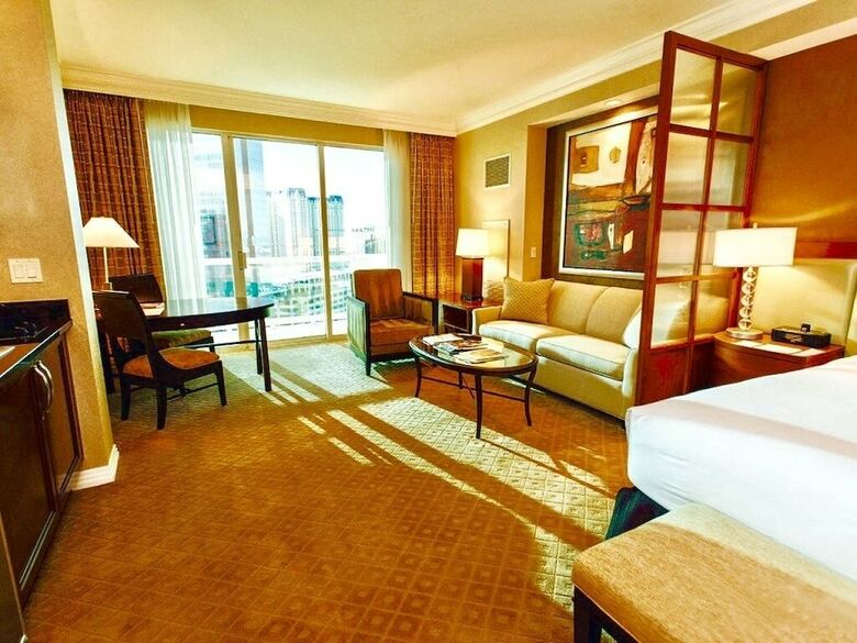 Hotel Abz Signature Suites