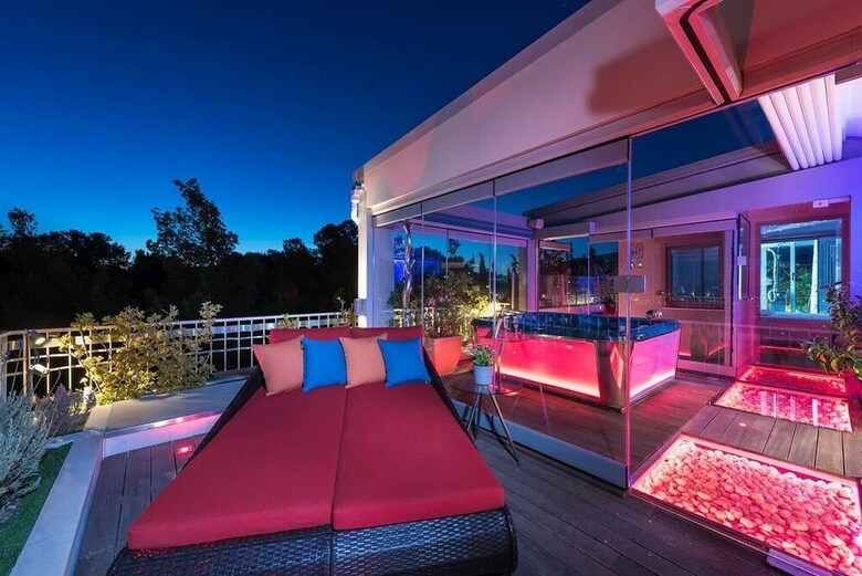 Apartamentos Sea View Apt With Jacuzzi- Sauna