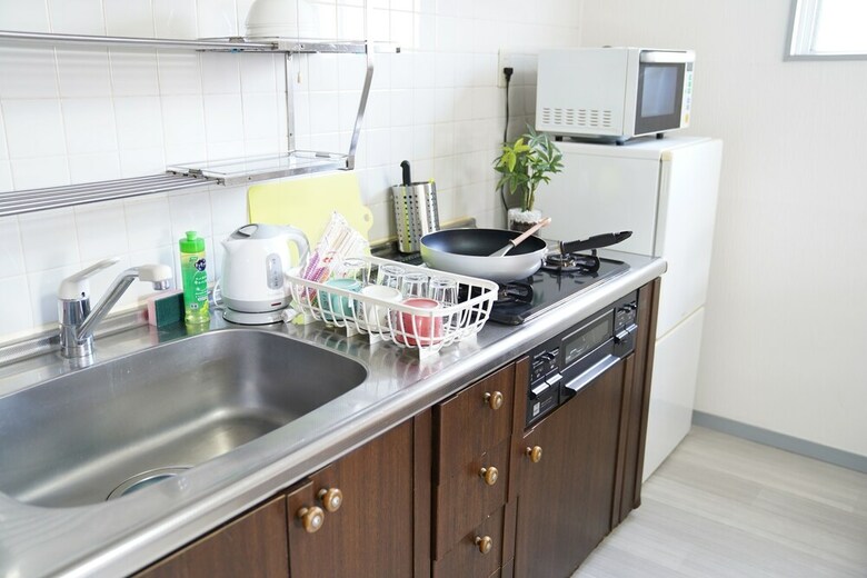 Metro Daikoku Apartment