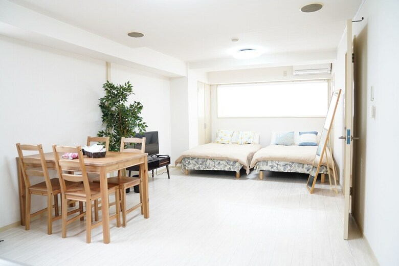 Metro Daikoku Apartment
