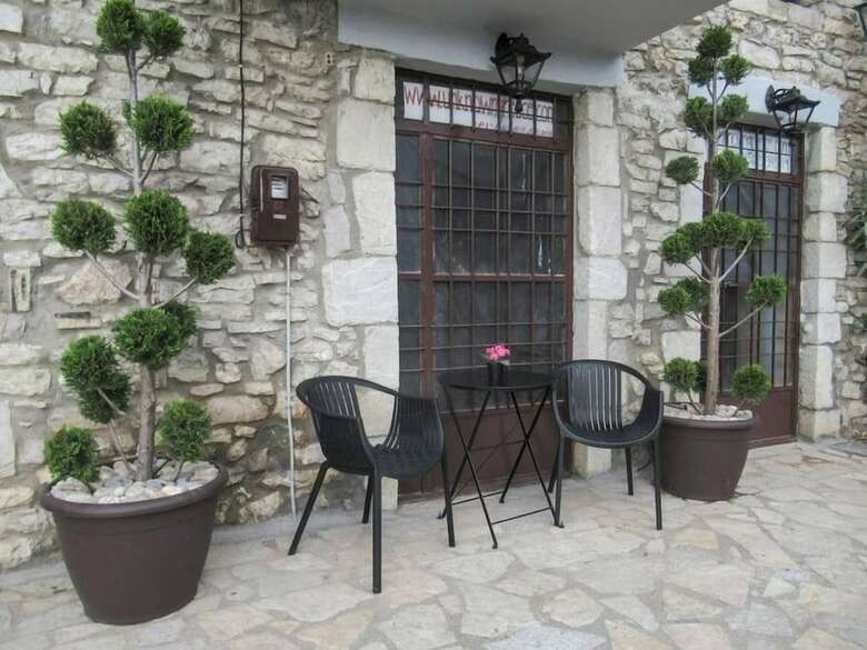Apartamentos Antique Luxury Groundfloor Suite