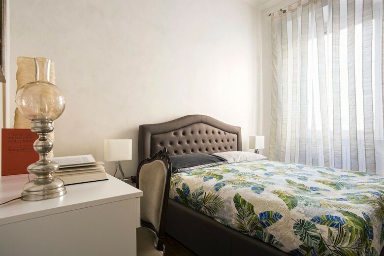 Ludovisi Apartment Deluxe