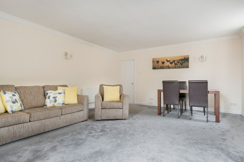 Apartamentos Stunning 2 Bed Near Haymarket With Pool