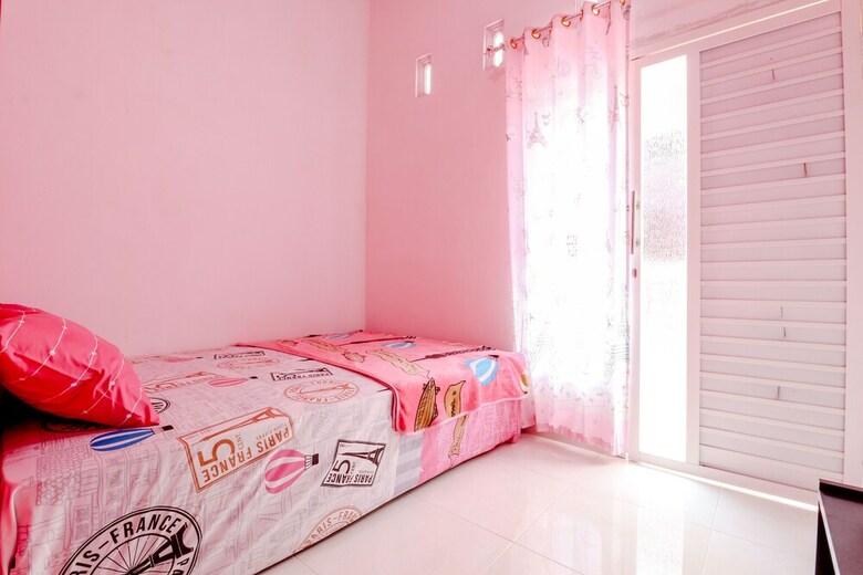 Hotel Pinky Guest House