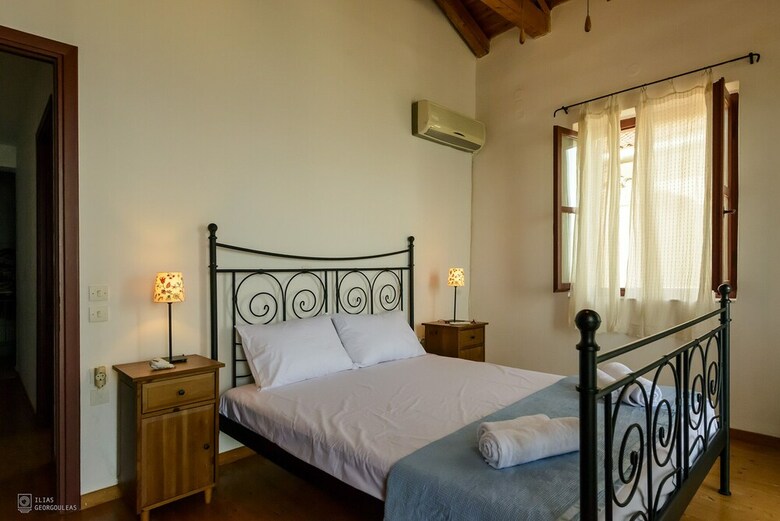 Beachfront Stone-built Luxury Fully Equipped Villa