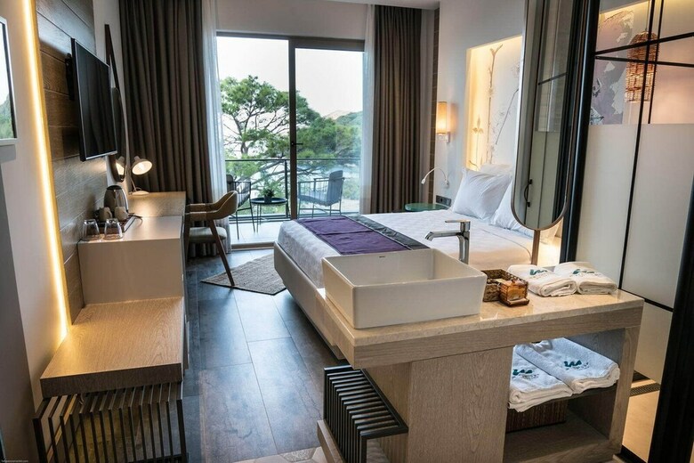 Melanippe Relaxing Hotel - Adults Only