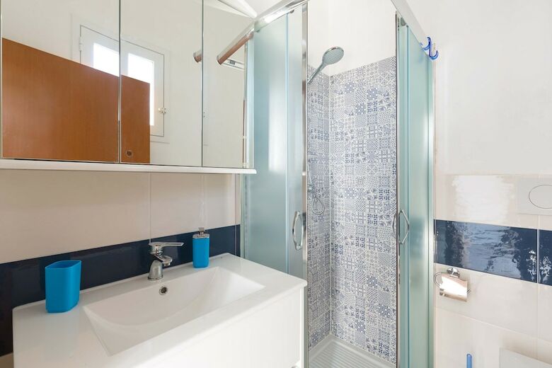 Viva Seaview Apartments