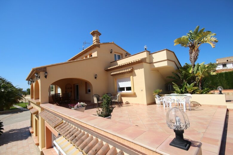 Luxury Villa Surrounded By Vineyards - 7bd Great For Big Groups W/private Pool