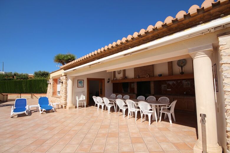 Luxury Villa Surrounded By Vineyards - 7bd Great For Big Groups W/private Pool
