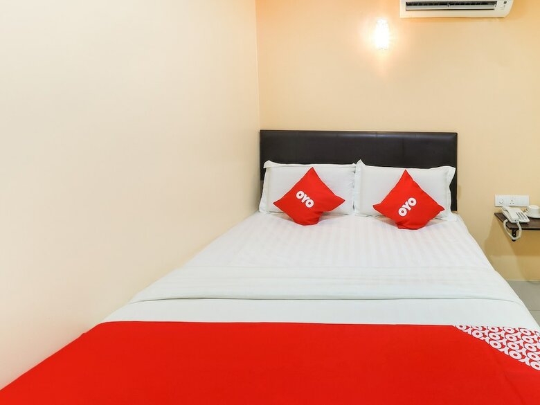 Oyo 89665 Royale City Hotel