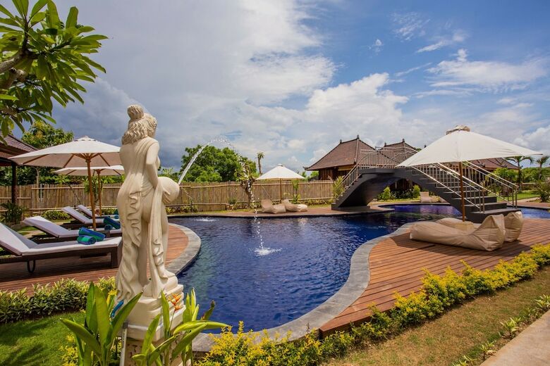 Bed & Breakfast Maharatu Villas