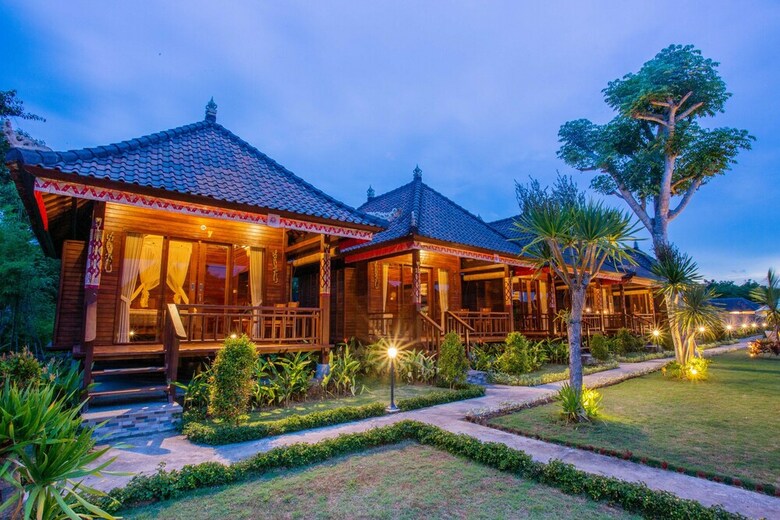 Bed & Breakfast Maharatu Villas