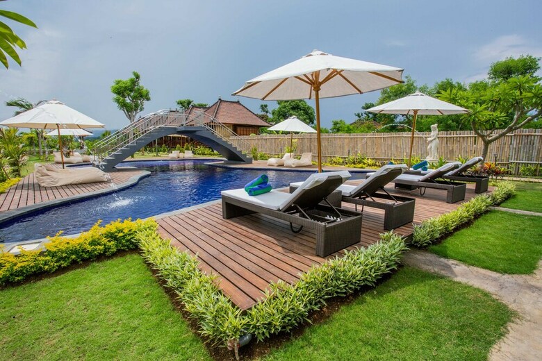 Bed & Breakfast Maharatu Villas
