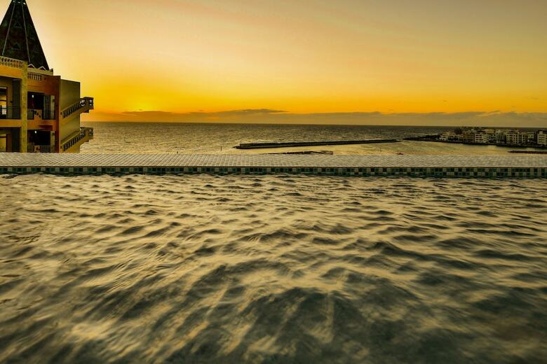 Hotel Lequ Okinawa Chatan Spa & Resort